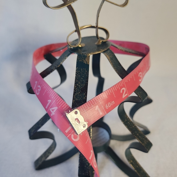 Metal Christmas Tree Tea Light Candle Holder - Picture 5 of 7